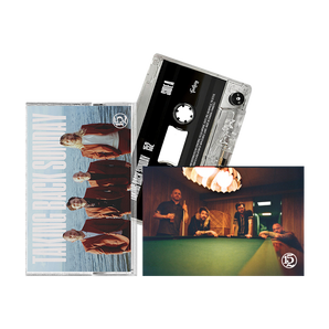 152 : Cassette transparente en édition limitée + carte postale signée